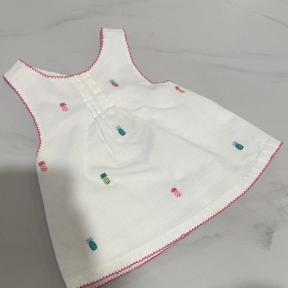 💰$10 CLOSET SALE 💰 Janie and Jack White Bib with Colorful Embroidery